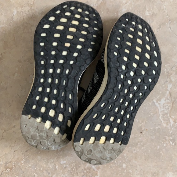 Used adidas pureboost - Picture 2 of 5
